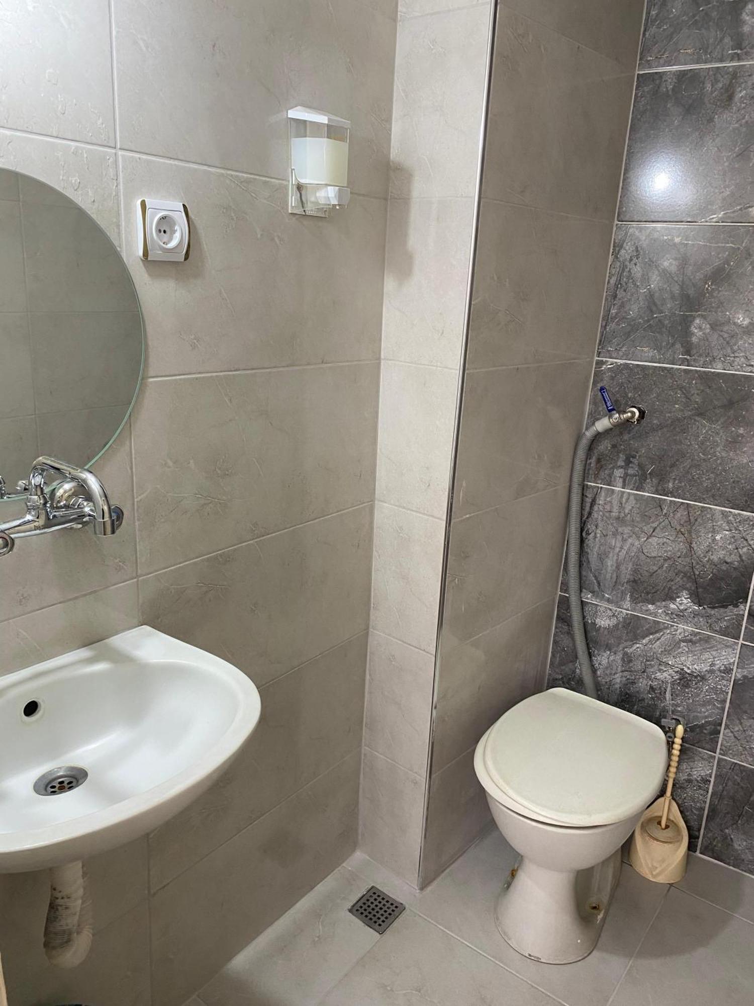 Oez Altinbasak Otel Ankara Kültér fotó